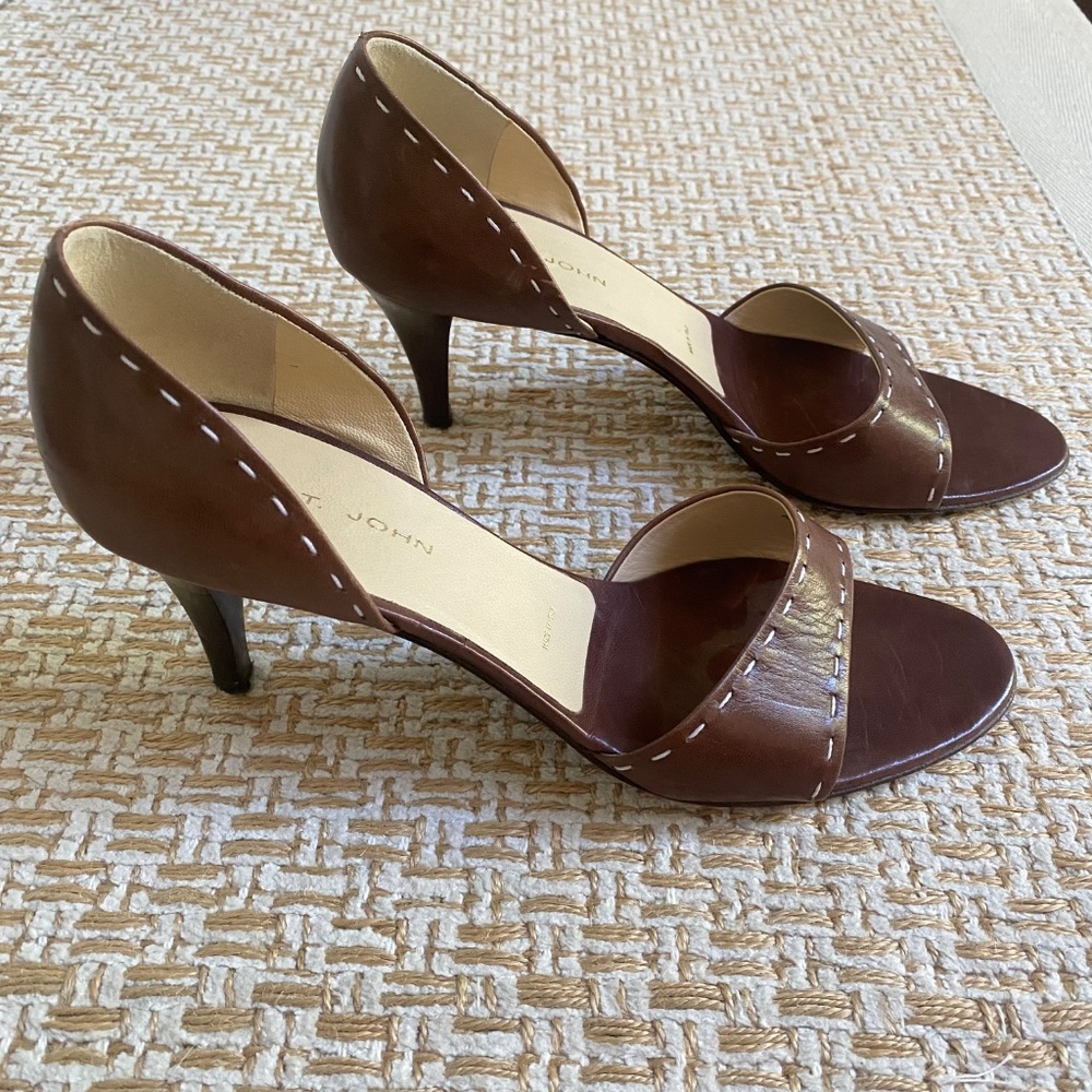 Vintage St. John Brown Open Toe Heels with Contrast Stitching 7.5 - Picture 3 of 7